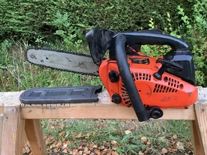 Small Top Handle Chain Saw. - Picture 1 of 3