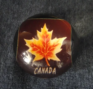 Peso de papel Canadá con hoja de arce - Imagen 1 de 4