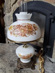 Vintage GWTW Hurricane Lamp with Chimney White Yellow Brown Flowers - Picture 1 of 5