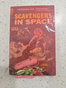 Alan E Nourse - Scavengers in Space - 1959 - paperback Brand New - Picture 1 of 2