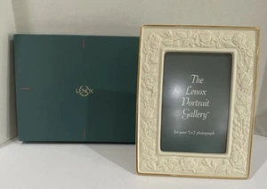 Cornice portafoto vintage Lenox 5x7 in decorazione casa stampa floreale bordo oro con scatola made USA - Foto 1 di 15
