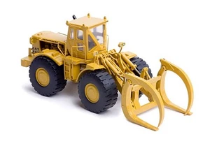 Caterpillar Cat 988 Log Loader - CCM 1:48 Scale Diecast Model New - Picture 1 of 3