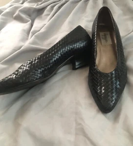 vintage 80s arpeggios heels Black Woven Leather Upper 7.5M “Denise” 1 Inch Heel - Picture 1 of 12