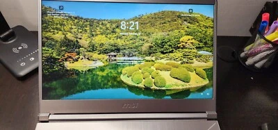 MSI WF65 10TH-444 15.6" Core i7-10750H T1000/4GB 16GB 512GB SSD Win10 Pro Foto 1 de 4