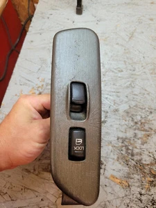 PASSENGER Front Door Switch RIGHT Coupe Window Fits 01-05 SEBRING STRATUS - Imagen 1 de 3