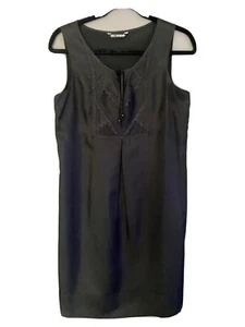 Dress - Picture 1 of 6