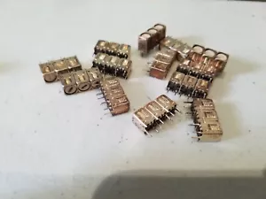 Bandpass Filter Fc=590MHz BW=18MHz IL=4 dB K3RBT-590M-18M Toko 5HT-59065F-590 - Picture 1 of 6