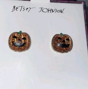 BETSEY JOHNSON HALLOWEEN JACK O LANTERN PUMPKIN GLITTER EARRINGS STUDS - Picture 1 of 1