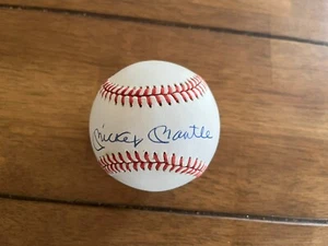 Mickey Mantle Yankees Signed Baseball JSA Coa Auto HOF - Picture 1 of 3