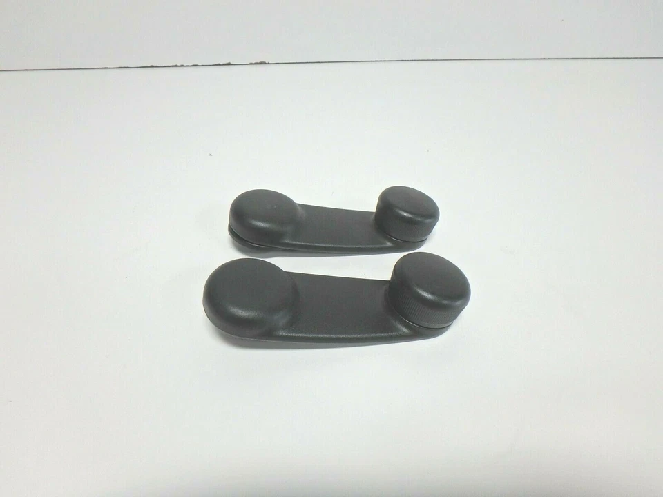 Manivela de janela Mopar OEM Jeep Wrangler Chrysler Dodge 4658567 / Qtd. 2 - Imagem 1 de 2