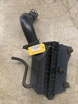 Dodge Caliber Jeep Compass 07-10 Filter Airbox Assembly SB - Image 1 of 4