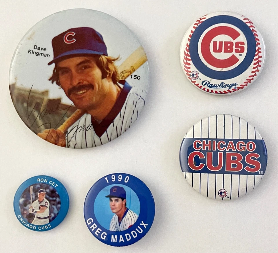 Chicago Cubs Button Lot - Image 1 of 1
