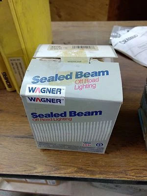 WAGNER Sealed beam 4578 - Image 1 of 2