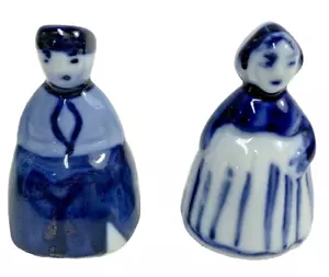 Vintage DELFT Hand Painted 2 Dutch Figurines - Man & Woman 2" x 1.25" - Picture 1 of 10