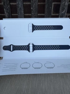 APPLE WATCH -GENUINE- NIKE SPORT BAND IN OBSIDIAN BLACK COLOR (38mm/BNIB) - Zdjęcie 1 z 5