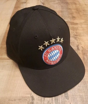 Original Bayern München Baseballcap Logo 5 Sterne schwarz Kappe FCB 28774 - Bild 1 von 4