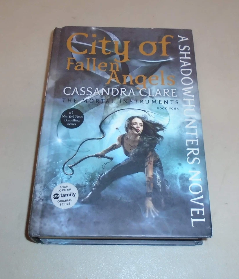 City Of Fallen Angels - The Mortal Instruments - Book Four - A Shadowhunters... Foto 1 de 1