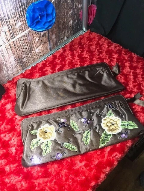 Bolso de noche con apliques florales y lentejuelas marrón Avon bolso de cóctel bolso de maquillaje Foto 1 de 1