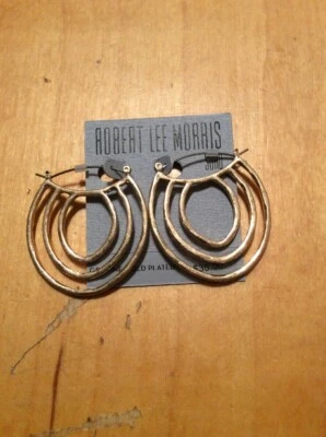 Pendientes de aro abierto tono oro Robert Lee Morris $33 Z2 Foto 1 de 4
