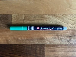 Sakura Permapaque Pigment Marker Pen 1.0mm Fine Tip Opaque Green - Picture 1 of 2