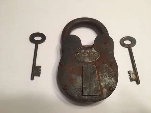 Remington safe ammo guns padlock 7x4 inches Giant G7 Cover