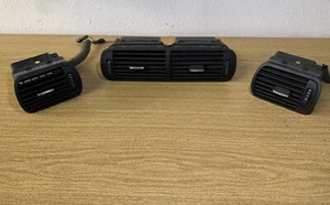 Audi A3 8L Original Beleuchtete Lüftungsdüsen 8L1820951 8L0820901C - Bild 1 von 12