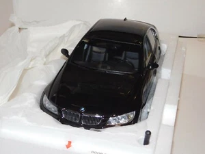 BMW 3 Series 330i E90 Sedan Ruby Black KYOSHO 08731RB 1:18 - Picture 1 of 3