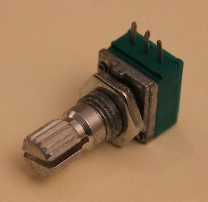 Potentiometer Miniatur 9mm - Achse 6 MM - 10 Kohm Ärmel-art Kurzarm P09 + Knopf - Bild 1 von 3