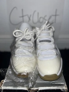 Size 8 - Air Jordan 11 Retro 2001 Columbia - Picture 1 of 14