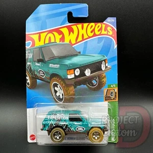 Hot Wheels Land Rover Classic Green Mud Studs 4/5 159/250 2022 - Picture 1 of 3