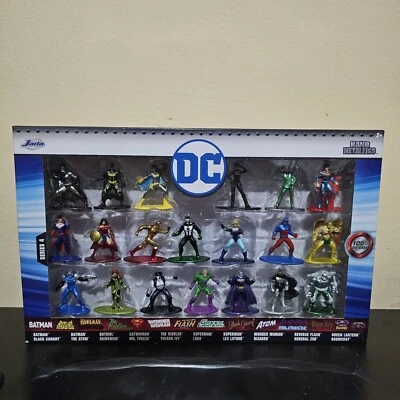 Paquete de 20 figuras fundidas a presión serie 4 de DC Comics nano metal nuevas Foto 1 de 4