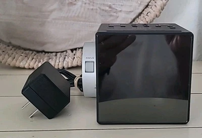 Sony ICF-C1PJ Projector Clock Radio – USB Charger, Dual Alarm, Nature Sound - Image 1 of 4