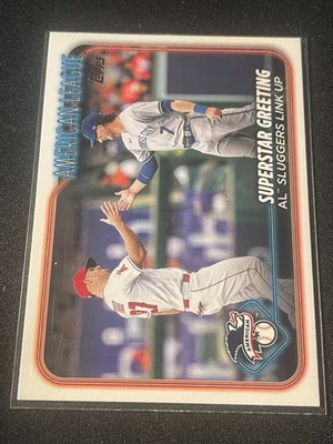 Espejo dorado de saludo de superestrella de bobby witt/mike trout serie 1 Topps 2024 Foto 1 de 2