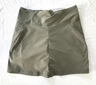 Falda corta Royal Robbins para mujer 4 elastizada de nailon senderismo golf informal verde militar Foto 1 de 4