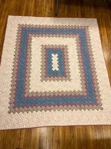 Hand Quilted (90 x 102) Machine Pieced Pink Blue Queen Size Quilt - Picture 1 of 9