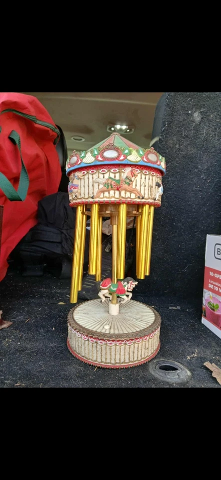 Carillón de viento Mary Engelbrett Scotty Dog nuevo en caja Foto 1 de 1