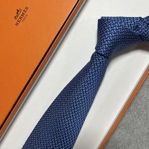 HERMES Blue Navy Silk Jacquard H Pattern Men's Tie 9.0cm Width 60.6in Length - Picture 1 of 7