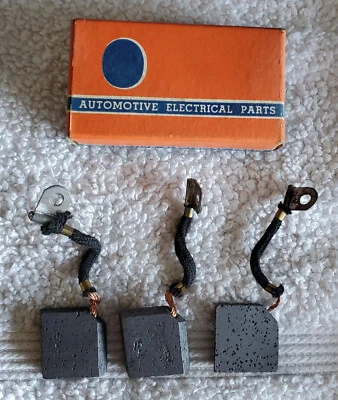 Napa Echlin A-412 Generator Brush Set 1938-40 Dodge 39-50 Hudson 38-39 Plymouth - Image 1 of 3