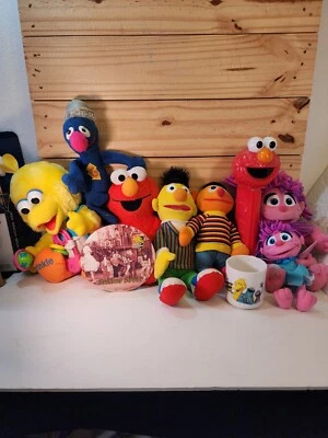 Peluche Plaza Sésamo, Taza, Jumbo Elmo Pez Lote de 10 Foto 1 de 4
