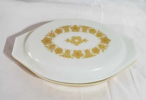 PYREX 1 qt Divided Casserole Dish w/Lid 945C milk glass butterflies yellow - Picture 1 of 14