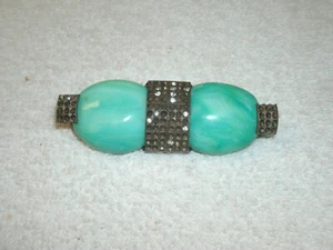 Vtg -DECO Green Glass Pin--Made in France--Bow Shape--1930's? Orig - Picture 1 of 2