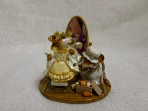 Wee Forest Folk Stitch In Time Colonial Special LTD-10 (B) White Gold Retired - Bild 1 von 2