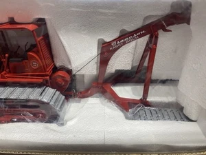 1/25 Scale I/H TD -24 Crawler With Isaacson Karry Arch Produced By Spec Cast - Picture 1 of 3