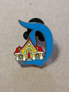 Schlüssel zu Disneyland 70. Gothic D Pin mit Mickys Haus kostenloser Versand  - Bild 1 von 1