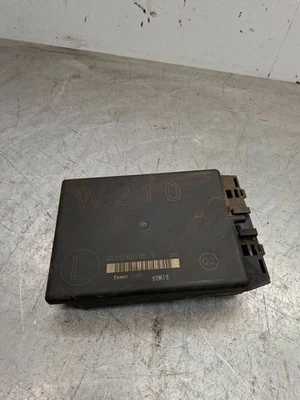 Centralina Mercedes-Benz E W210 2000 sedile 2108206526 NIC27873 - Immagine 1 di 3