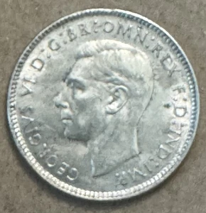 Australia - 1942 D - Sixpence - .9250 Sterling Silver Australian Coin - Picture 1 of 3