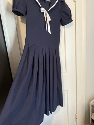 Vestido Náutico Laura Ashley Vintage Años 80 Marinero Azul Marino Pajarita Plisada Babero Reino Unido Foto 1 de 4