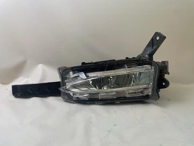 Lexus NX300 F 2018-2021 - Parachoques delantero deportivo LED luz antiniebla OEM A048960 Foto 1 de 4