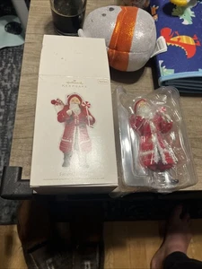 Hallmark Andenken 2011 Weihnachtsmann Ornament 8. in Serie - Bild 1 von 8