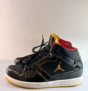 Scarpe da basket Nike da uomo Jordan 1 Flight 372704-037 nere stringate taglia 11,5 - Foto 1 di 10